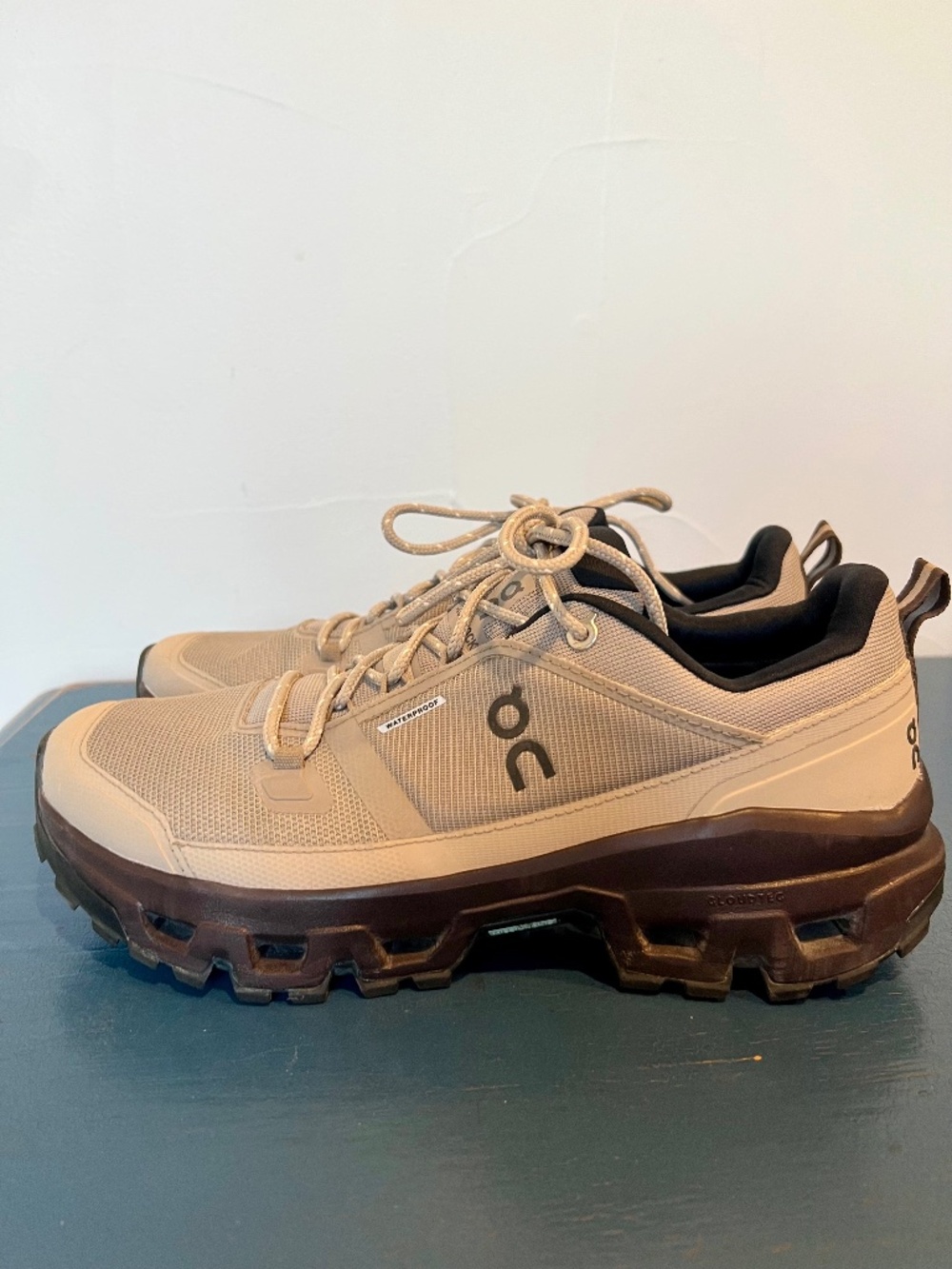 On Cloudrock Low Waterproof Women's Hiking Shoe — Cinder/Ox — Size US 9.5 — Like
